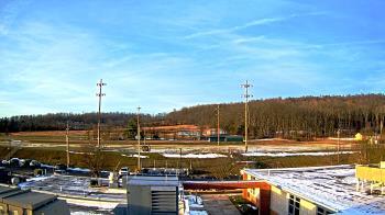 Weather camera view of New Bloomfield ES.