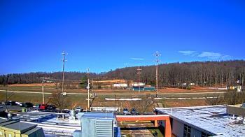 Weather camera view of New Bloomfield ES.