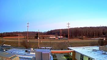 Weather camera view of New Bloomfield ES.