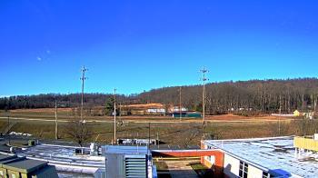 Weather camera view of New Bloomfield ES.