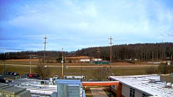Weather camera view of New Bloomfield ES.