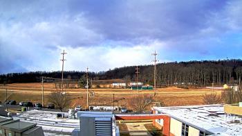 Weather camera view of New Bloomfield ES.