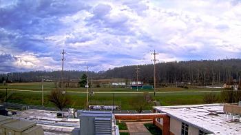 Weather camera view of New Bloomfield ES.