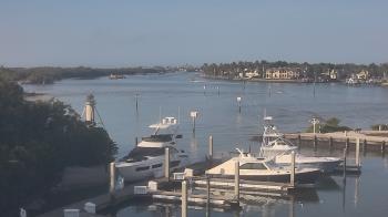 Weather camera view of Hamilton Harbor Yacht Club.