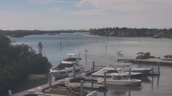 Weather camera view of Hamilton Harbor Yacht Club.