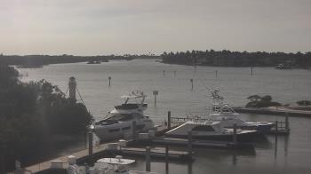 Weather camera view of Hamilton Harbor Yacht Club.