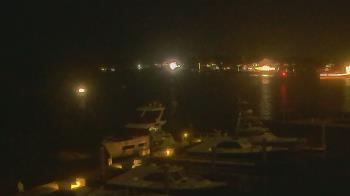 Weather camera view of Hamilton Harbor Yacht Club.