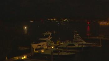 Weather camera view of Hamilton Harbor Yacht Club.