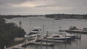 Weather camera view of Hamilton Harbor Yacht Club.