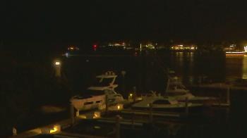 Weather camera view of Hamilton Harbor Yacht Club.