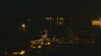 Weather camera view of Hamilton Harbor Yacht Club.