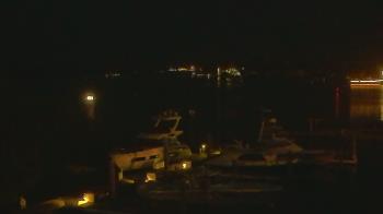 Weather camera view of Hamilton Harbor Yacht Club.