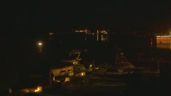 Weather camera view of Hamilton Harbor Yacht Club.