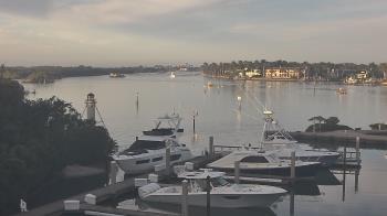 Weather camera view of Hamilton Harbor Yacht Club.