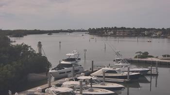 Weather camera view of Hamilton Harbor Yacht Club.