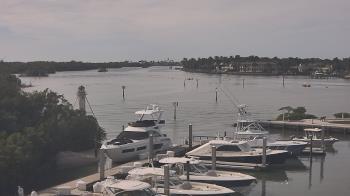 Weather camera view of Hamilton Harbor Yacht Club.