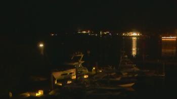 Weather camera view of Hamilton Harbor Yacht Club.