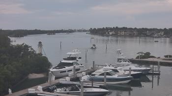 Weather camera view of Hamilton Harbor Yacht Club.