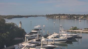 Weather camera view of Hamilton Harbor Yacht Club.