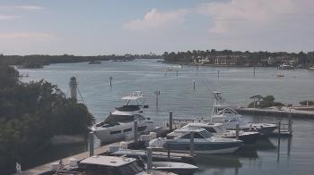 Weather camera view of Hamilton Harbor Yacht Club.