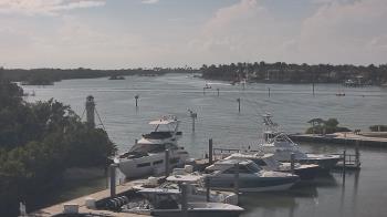 Weather camera view of Hamilton Harbor Yacht Club.
