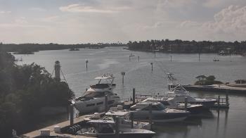 Weather camera view of Hamilton Harbor Yacht Club.