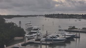 Weather camera view of Hamilton Harbor Yacht Club.