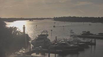 Weather camera view of Hamilton Harbor Yacht Club.