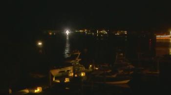 Weather camera view of Hamilton Harbor Yacht Club.
