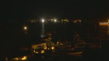 Weather camera view of Hamilton Harbor Yacht Club.