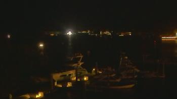 Weather camera view of Hamilton Harbor Yacht Club.