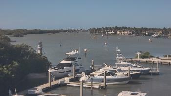 Weather camera view of Hamilton Harbor Yacht Club.