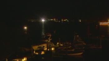 Weather camera view of Hamilton Harbor Yacht Club.