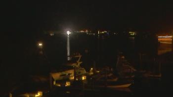 Weather camera view of Hamilton Harbor Yacht Club.