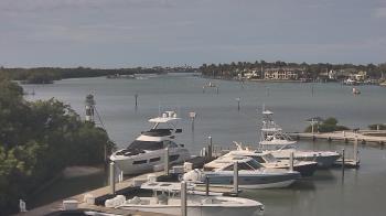 Weather camera view of Hamilton Harbor Yacht Club.