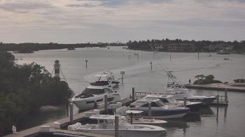 Weather camera view of Hamilton Harbor Yacht Club.