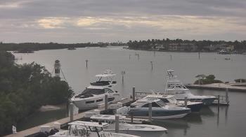 Weather camera view of Hamilton Harbor Yacht Club.