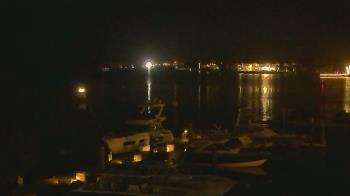 Weather camera view of Hamilton Harbor Yacht Club.