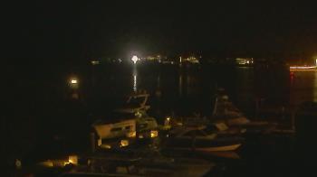Weather camera view of Hamilton Harbor Yacht Club.