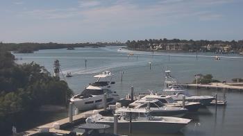 Weather camera view of Hamilton Harbor Yacht Club.