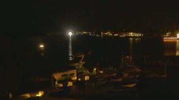 Weather camera view of Hamilton Harbor Yacht Club.