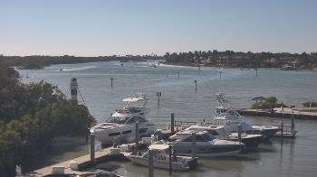 Weather camera view of Hamilton Harbor Yacht Club.