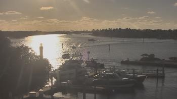 Weather camera view of Hamilton Harbor Yacht Club.