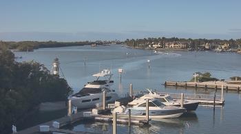 Weather camera view of Hamilton Harbor Yacht Club.