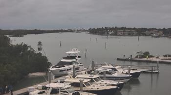Weather camera view of Hamilton Harbor Yacht Club.