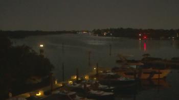 Weather camera view of Hamilton Harbor Yacht Club.