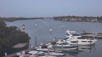 Weather camera view of Hamilton Harbor Yacht Club.