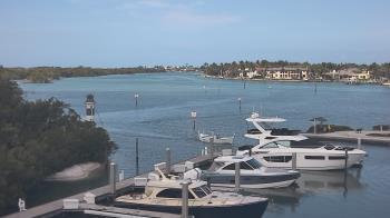 Weather camera view of Hamilton Harbor Yacht Club.