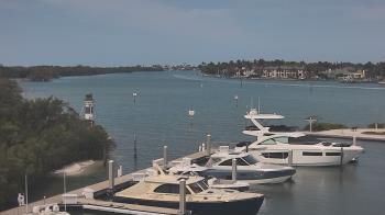 Weather camera view of Hamilton Harbor Yacht Club.