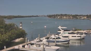 Weather camera view of Hamilton Harbor Yacht Club.